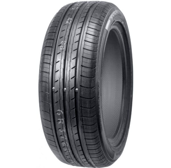 205/45R17 YOKOHAMA BLUEARTH ES32 84V